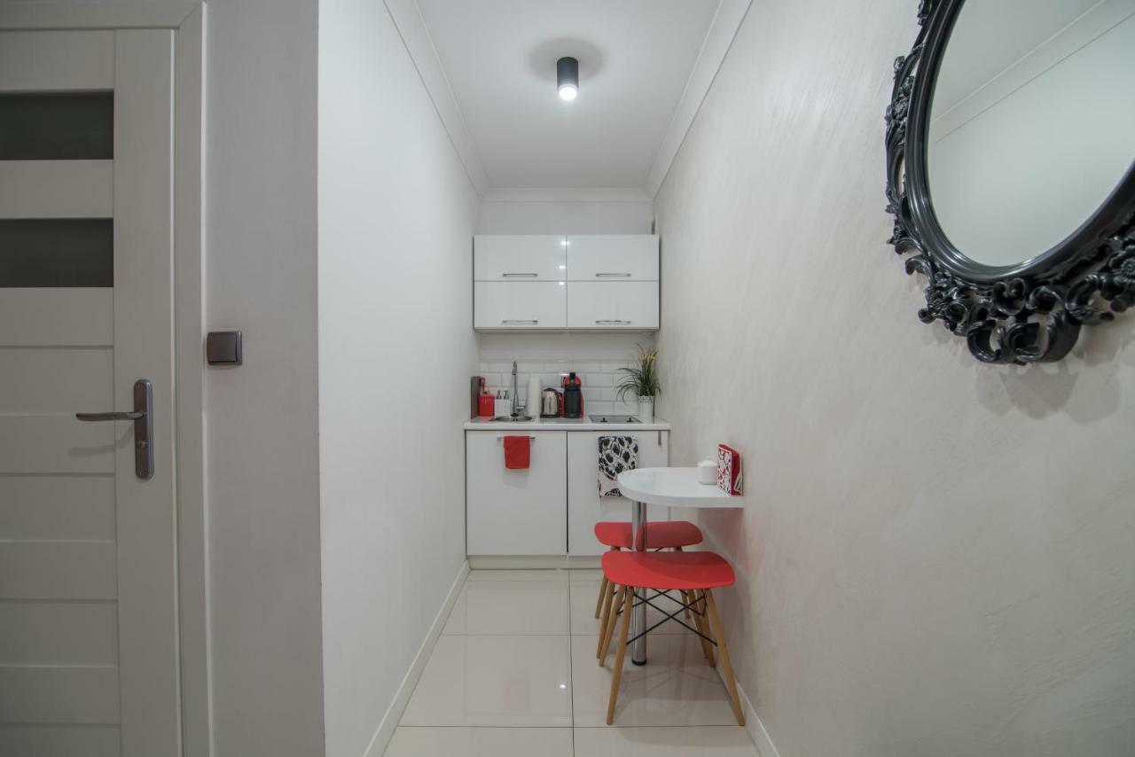 The White Apartment ワルシャワ エクステリア 写真